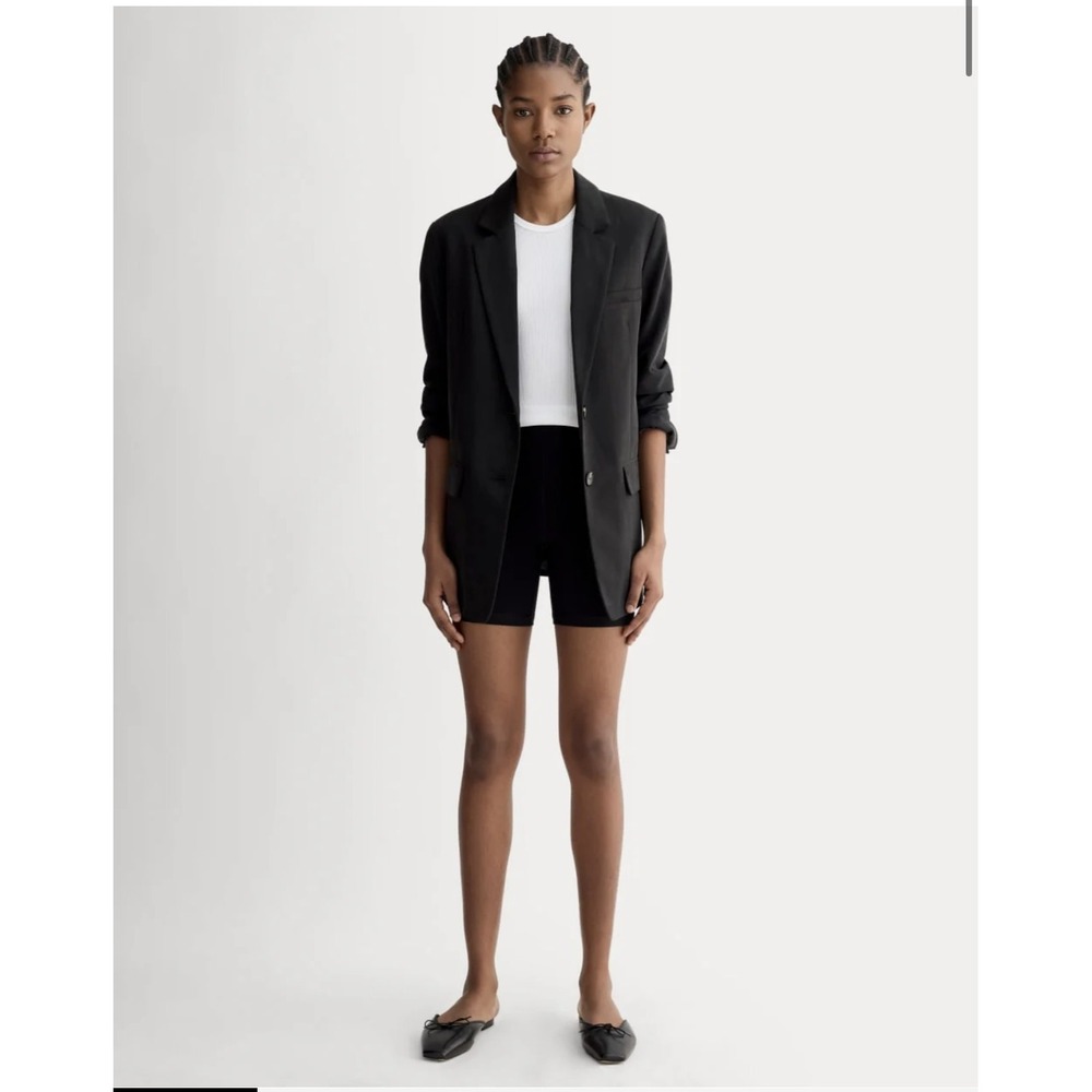 Everlane Shorts Womens XS Black Perform Bike Short High Rise Recycled Nylon